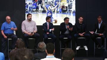 Vicente Ramos, Alfonso Reyes, Jaime González, Pepu Hernández y Rubén Amón.