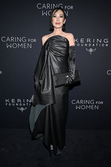 Christine Chiu posa en la alfombra roja del evento Caring for Women.



