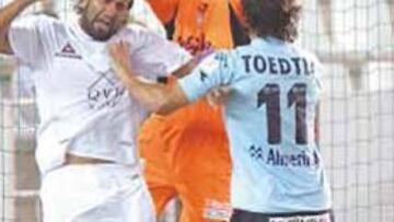 <b>IGUALDAD. </b>Alba y Poli jugaron un duelo de poder a poder