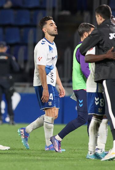 El central del Tenerife es el máximo goleador del equipo. En esta jornada volvió a ver puerta, aunque de nuevo, no sirvió para ganar.