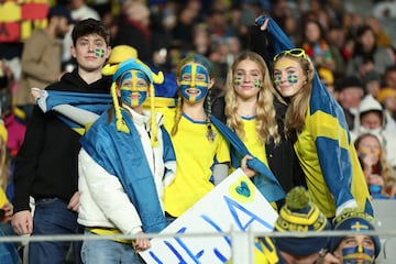 Aficionadas suecas se desplazaron hasta Nueva Zelanda para apoyar a su selección.