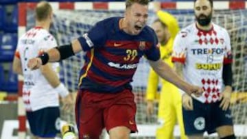 Jicha por fin suma para el Barcelona