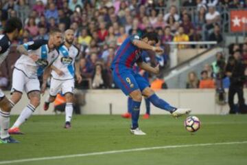 Luis Suárez marca el 3-0.

