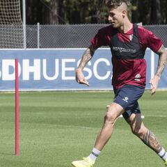 El Huesca pierde a Luisinho e Insua