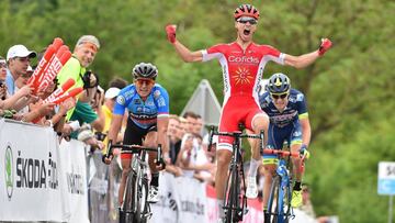 P&eacute;rez celebra su victoria en la tercera etapa de la Vuelta a Luxemburgo 2017.