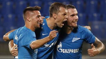 Los jugadores del Zenit celebran un gol. 