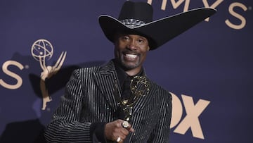 El estadounidense pasó a la historia de los Emmy este domingo al ser el primer hombre negro abiertamente gay en consagrarse como mejor actor por su actuación en “Pose”.