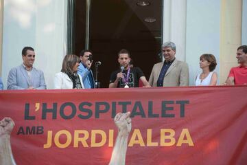 En L'Hospitalet de Llobregat, su ciudad natal, le realizaron un homenaje por todo lo alto tras proclamarse campeón de Europa.