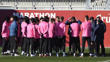 Los jugadores del Sevilla, en un entrenamiento. 