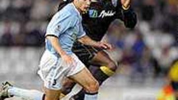 <B>EN UN BUEN MOMENTO</B>. El brasileño se ha ganado un puesto en el lateral izquierdo en detrimento de Juanfran.