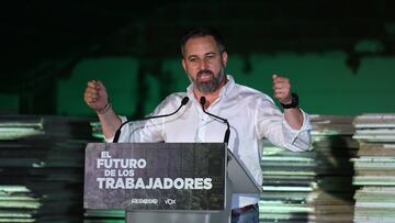 El presidente de Vox, Santiago Abascal, interviene en una reuni¨®n con los representantes de Solidaridad, en Legan¨¦s , a 16 de julio de 2023, Madrid (Espa?a). El sindicato Solidaridad y Vox celebran este encuentro de cara a las pr¨®ximas elecciones generales el 23 de julio en las que el l¨ªder de Vox se presenta a la presidencia del Gobierno.
16 JULIO 2023;VOX;CAMPA?A ELECTORAL;23J;ELECCIONES;ELECCIONES GENERALES;SOLIDARIDAD;
Europa Press
16/07/2023