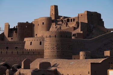 El Palacio de Golestán, en Teherán, ya ha sido dañado: así peligran los 29 tesoros patrimonio de la humanidad de Irán