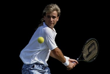 Natural de Las Vegas (1970), de ascendencia armenia y una vida turbulenta marcada por una vida familiar complicad, las drogas y cierta animadversión hacia el propio tenis, es todavía el top-3 más joven de la historia. Se metió entre los tres mejores del ranking con sólo 18 años, 6 meses y 8 días en 1988. 