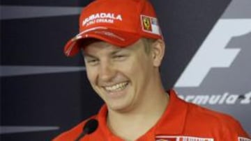 <b>ENTRE FERRARI Y MCLAREN.</b> El finlandés cree que el Mundial se decidirá entre las dos escuderías, ya que Alonso no le ve competitivo con Renault.