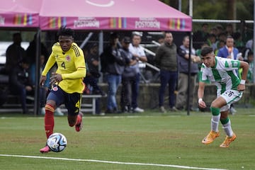 Gran partido de los dirigidos por Héctor Cárdenas. Ángel y Manyoma fueron los goleadores.