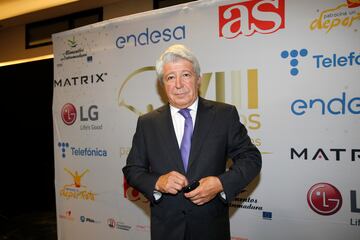 Enrique Cerezo.