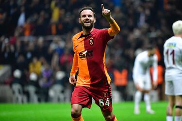 El acento espa?ol de un Galatasaray para la historia