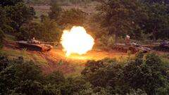 Bulgarian army tanks fire during "Defensive Shield - 2023" military exercises at Novo Selo military grounds, Bulgaria, May  29, 2023. Formations of the Bulgarian army, the U.S. Armed Forces and the Italian armed forces take part of multinational exercises under the collective name "Defender - 2023" led by the U.S. Army Europe and Africa Command. REUTERS/Stoyan Nenov