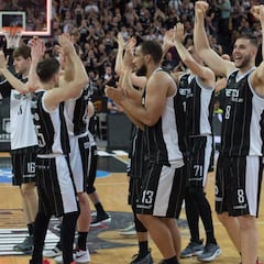 El Bilbao Basket está ya a un paso del ascenso en su casa