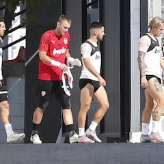 Lim saca la 'katana' en Valencia