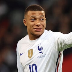 Seedorf: "El Madrid le va a dar unas cosas a Mbappé que el PSG nunca..."