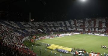 Los hinchas hicieron su fiesta en polémico clásico