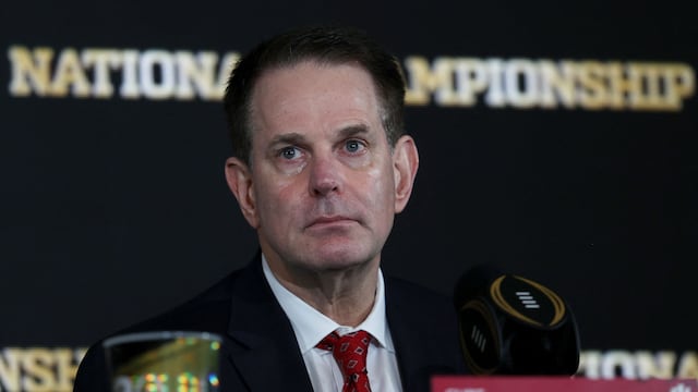 Here’s everything you need to know about Curt Cignetti’s contract with the Indiana Hoosiers.