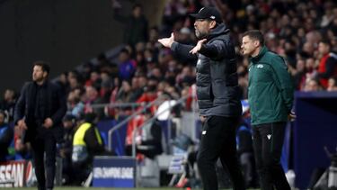 Mané se jugó la expulsión con un codazo a Vrsaljko