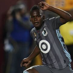 La MLS escogió a 5 latinos para su equipo ideal de la Semana 30