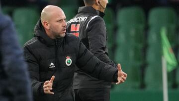 José Alberto, entrenador del Racing.