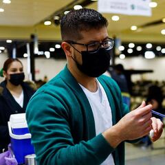 Vacunación rezagados EdoMex: fechas, sedes y requisitos para personal educativo