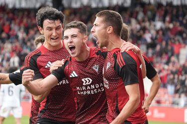 El equipo burgalés es propiedad de los directivos y de los socios del club. 