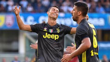 Cristiano se lamenta por una ocasión perdida.