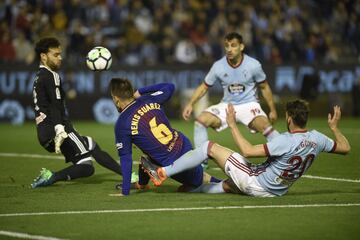 Denis Suárez, Sergio Álvarez y Sergi Gómez.