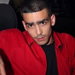 Omar Ayuso, de 'Élite', presenta a su novio por Instagram