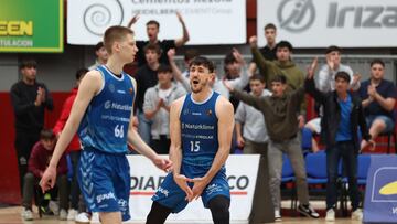 El Granada se hace con el p¨ªvot Iv¨¢n Aurrecoechea