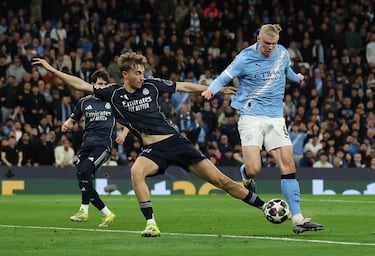 Huijsen tiene una cuenta pendiente