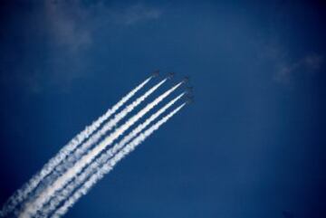 Acrobacias de los aviones L-39 Albatross del equipo Latvian Baltic Bees.