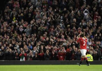 Gary Neville anunció su retirada del fútbol profesional en febrero de 2011 tras 19 años y 602 partidos como jugador del Manchester United.