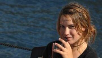 Laura Dekker completó su polémica vuelta al mundo