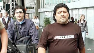 Maradona critica la continuidad de Bielsa en la selección