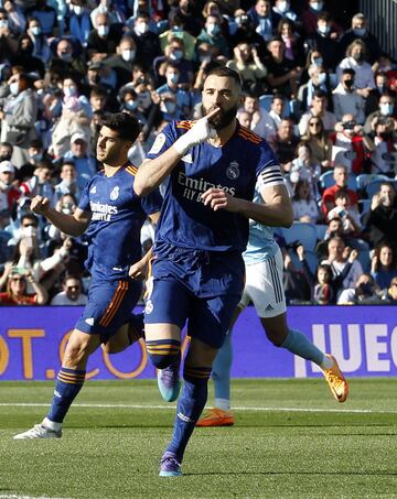 Benzema celebra el 0-1 al Celta. 