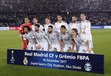 Real Madrid's starting line-up.