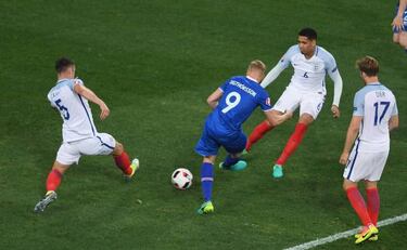 'Flappyhandski' y el islandés en el que se fijó el Real Madrid