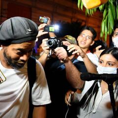 Los abogados de Ronaldinho preparan el plan para conseguir su libertad en agosto
