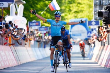 Carapaz acaricia el Giro, Landa se sube al podio y Bilbao repitió