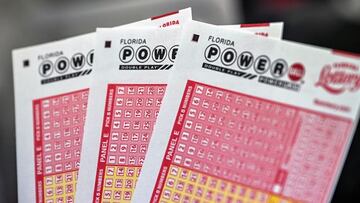 The Powerball jackpot resets a couple of weeks ago, and the grand prize has risen to $174 million. What are the winning numbers for Wednesday’s drawing?