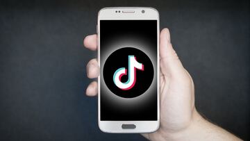 TikTok expande su etiqueta de medios afiliados a los gobiernos para combatir la desinformación