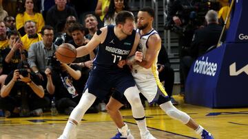 Los Mavs llegaron a mandar por 19 y anotaron 21 triples, pero Draymond volvió loco el partido y los Warriors remontaron en la segunda mitad. Doncic (42), cede ante Curry (32).