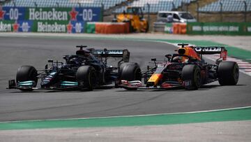 Lewis Hamilton (Mercedes W12) y Max Verstappen (Red Bull RB16B). Portimao, Portugal. F1 2021. 